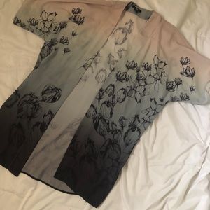 H&M Kimono ombré tulip print